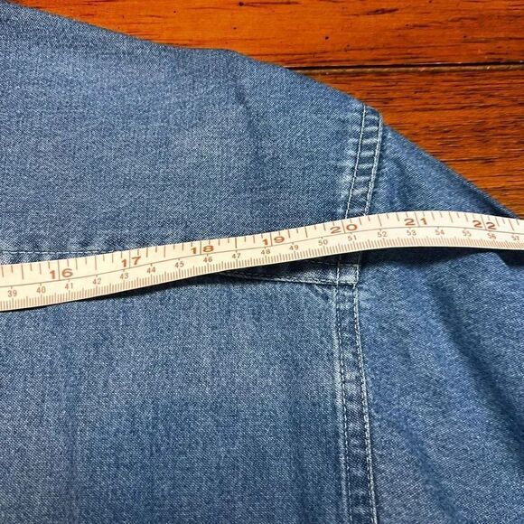 EUC Oxer Short Sleeve Denim Colorado Roxy Mountains Embroidered Size Lg #MSOC16 - Picture 5 of 6